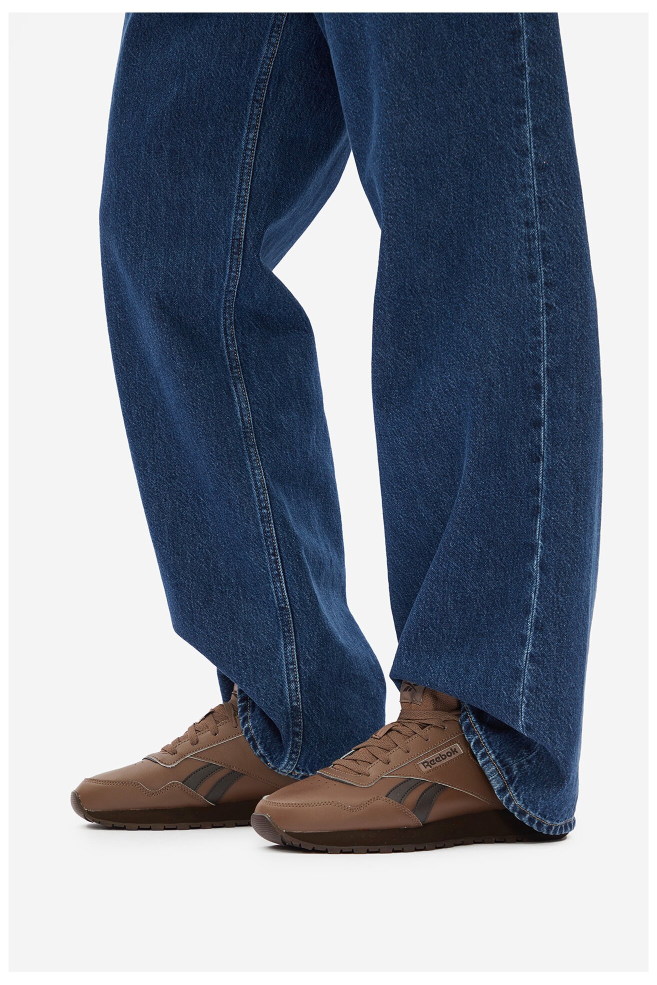 Sportcipő Reebok GLIDE 100221532 BARNA