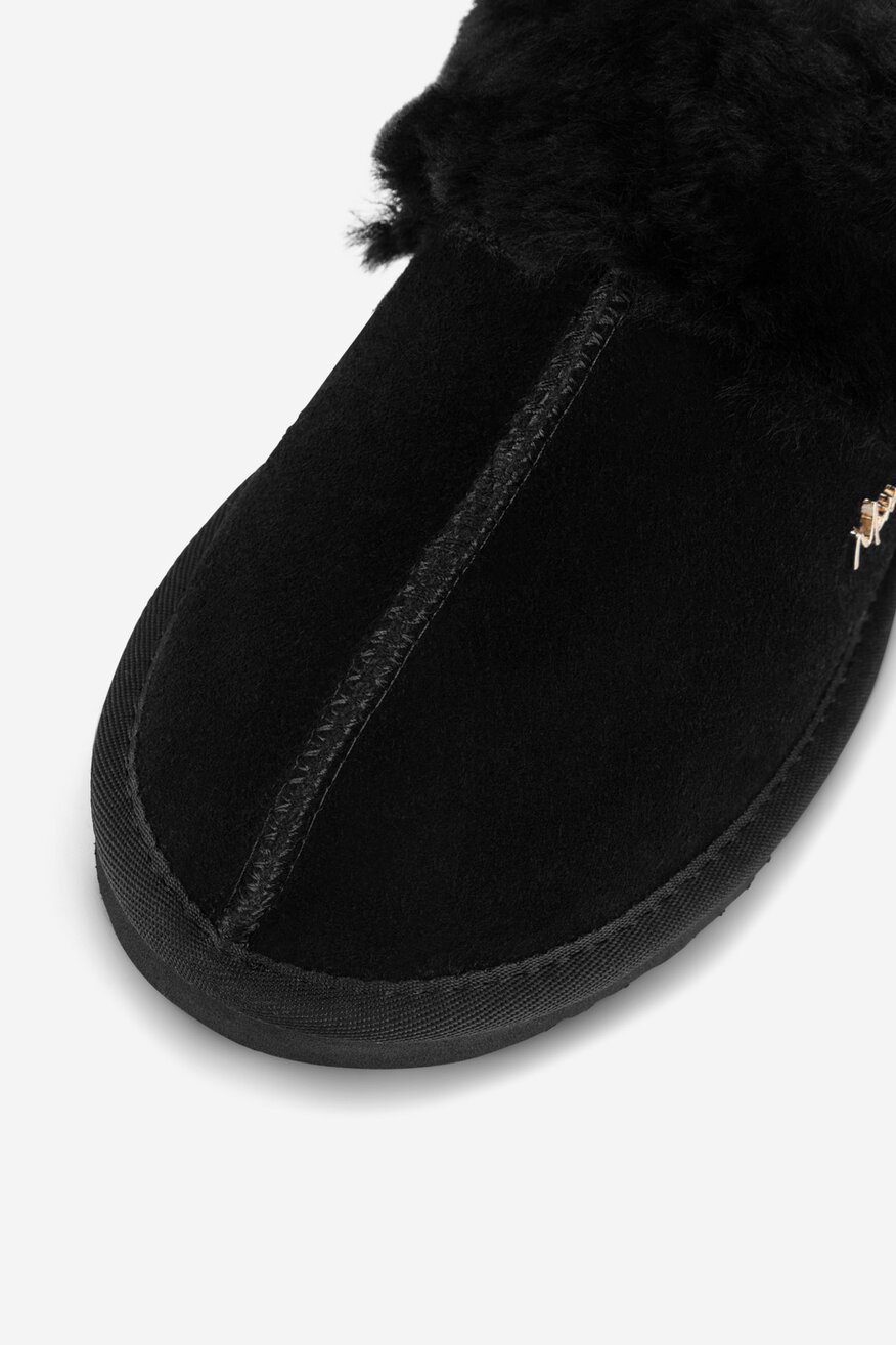 
                Mexx - Kapcie zamszowe ocieplane - 5905588924111