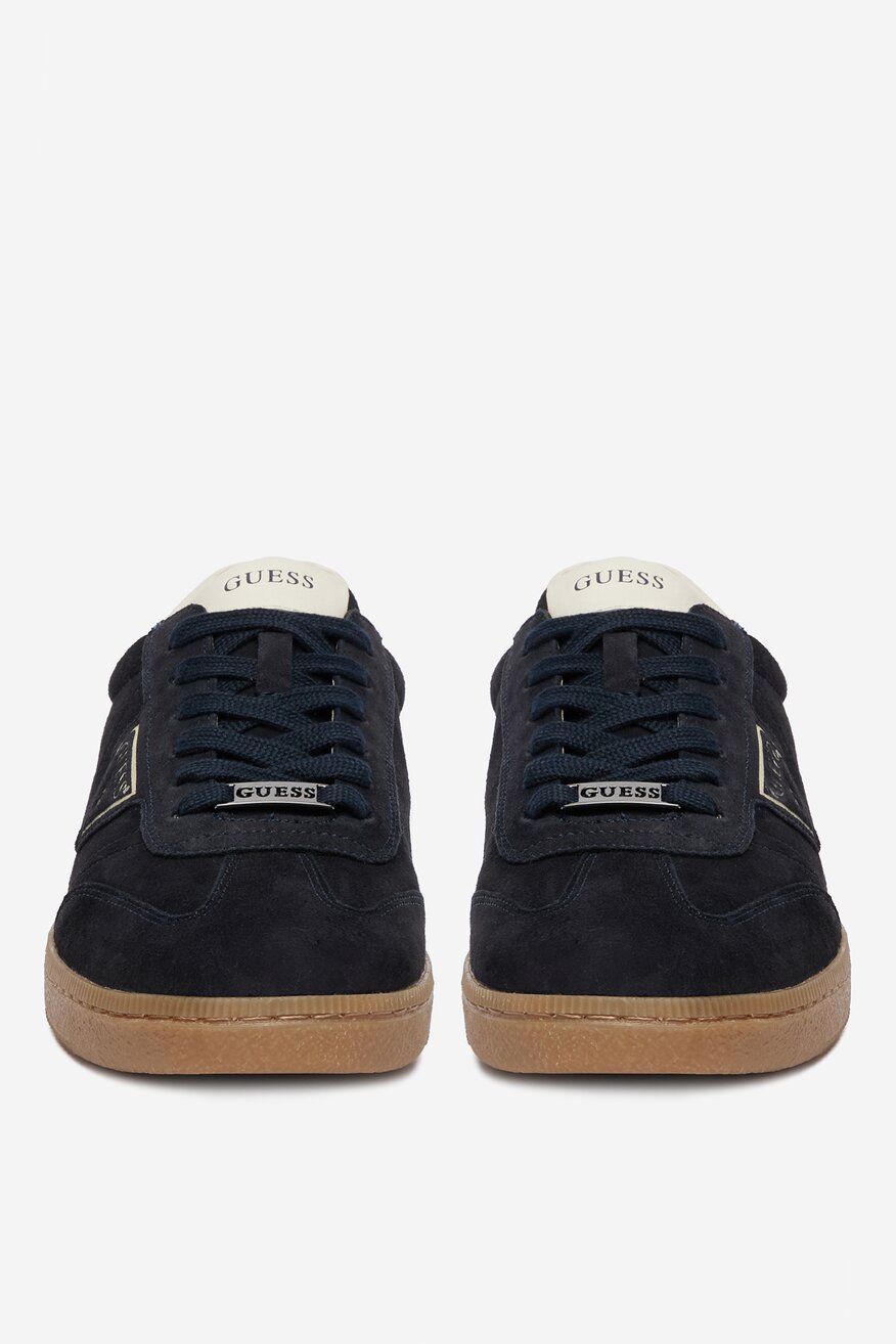 
                        Кросівки GUESS KIDS CEO-BI12-3210-02(CH) ТЕМНО-СИНІЙ - 5906751872437