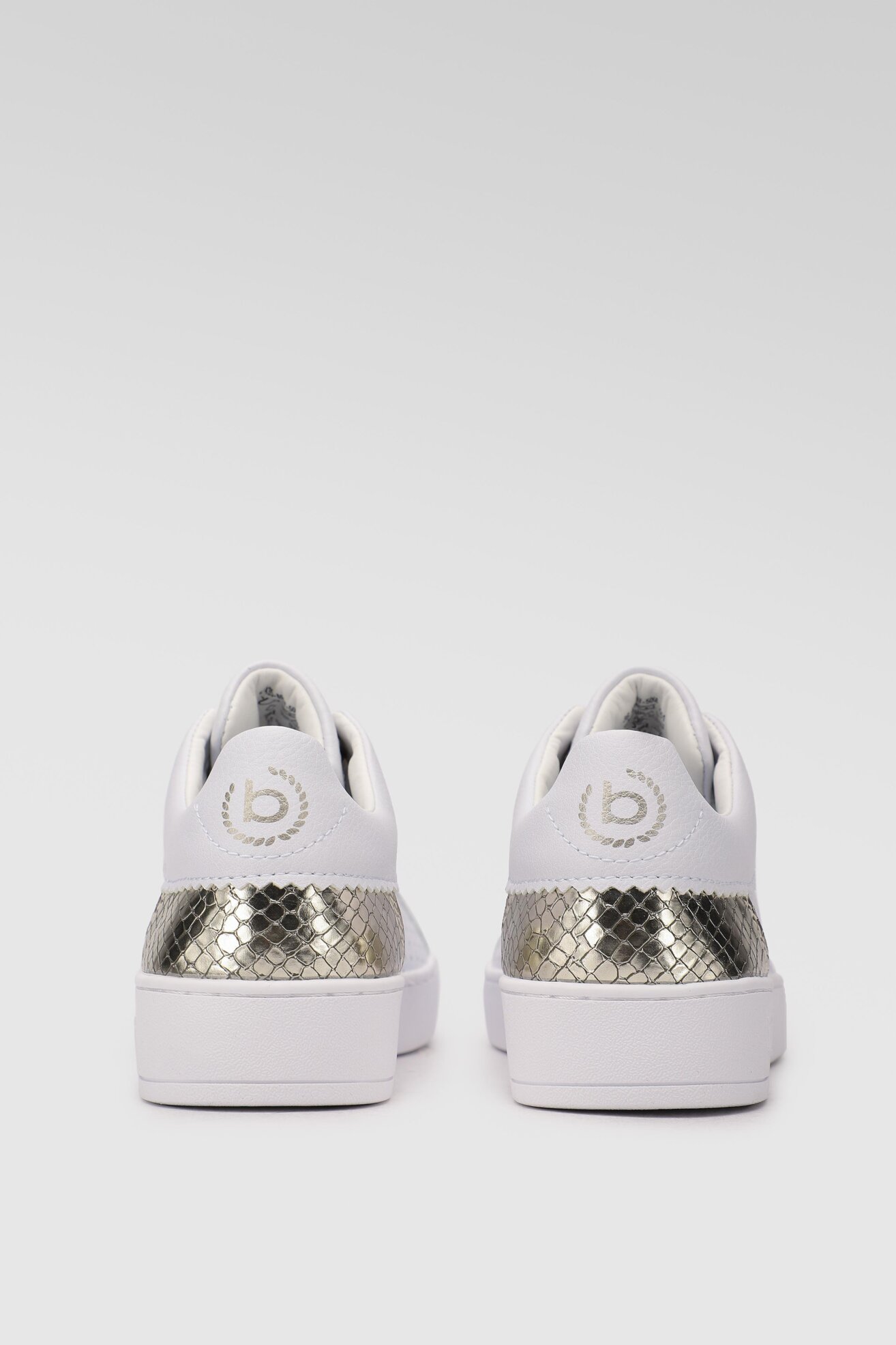 Półbuty Bugatti 435-85007-5058-2051 Biały