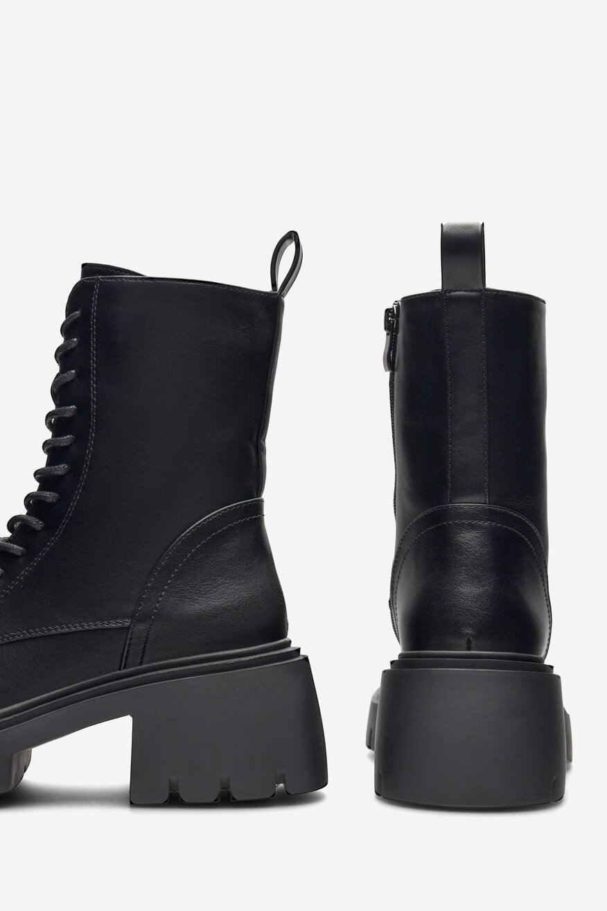 
                Jenny Fairy - Trzewiki na grubej podeszwie - 5905588022428