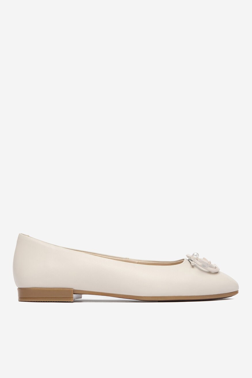 
                Baleriny Lasocki VILÁGOSBÉZS - 5906751749500