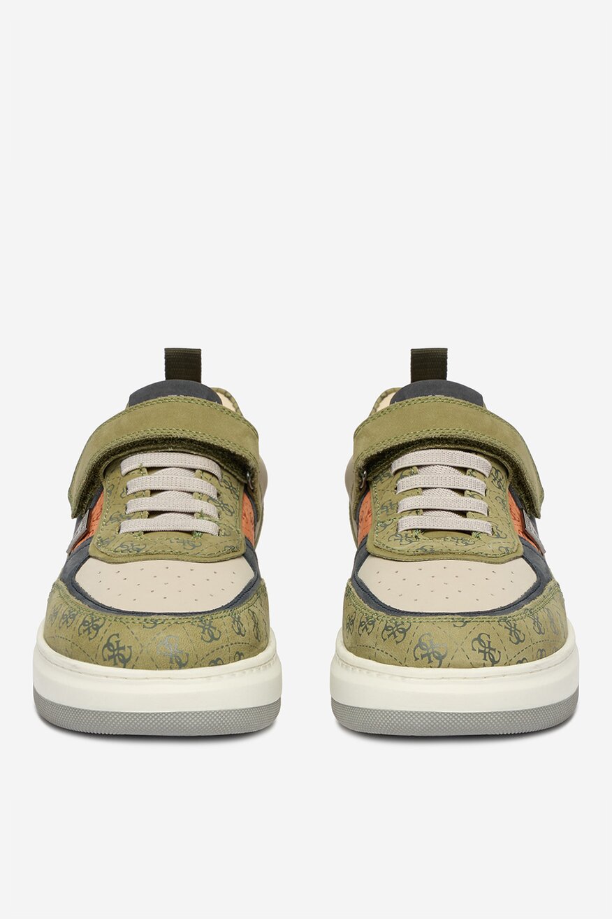 
                Сникърси GUESS МИКС - 5906751791721