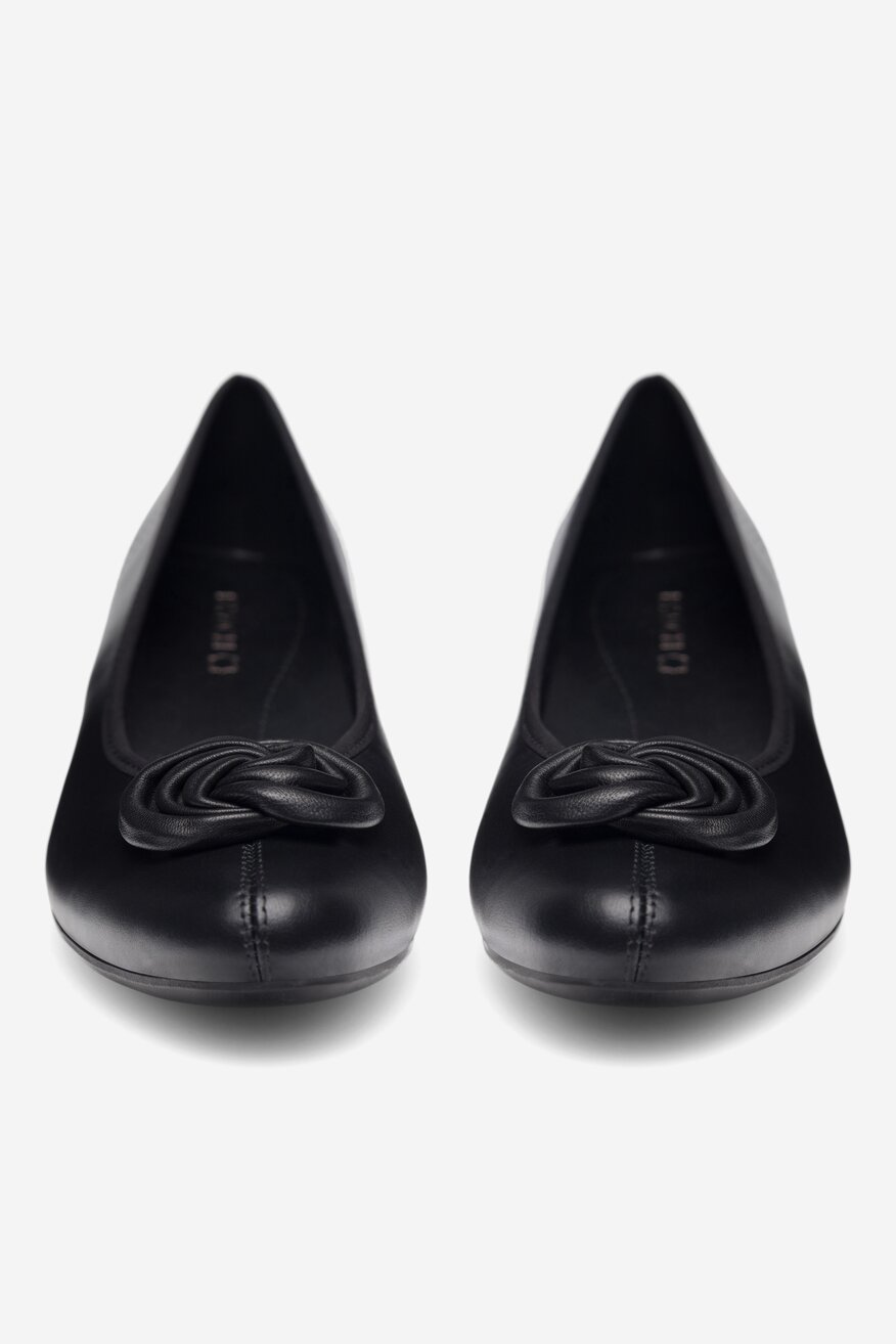 
                Lasocki - Czółenka skórzane - 5904862974347