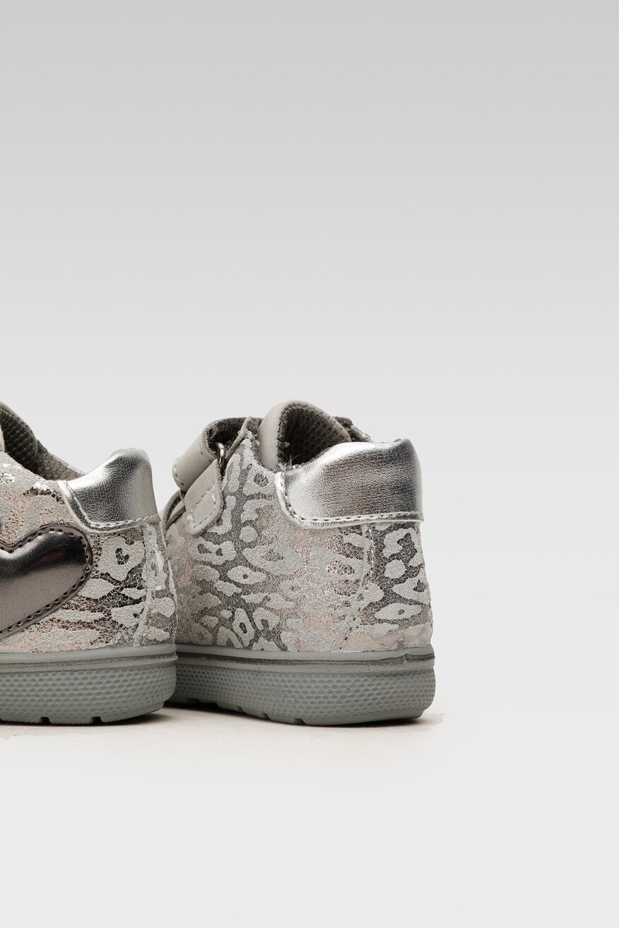 
                Primigi - Sneakersy skórzane - 5903698890333