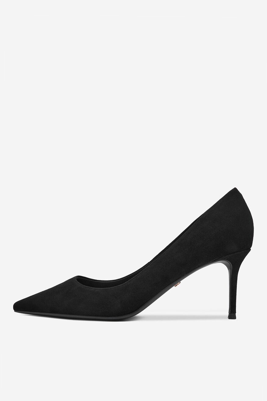 
                Körömcipő Gino Rossi FEKETE - 5906751837931