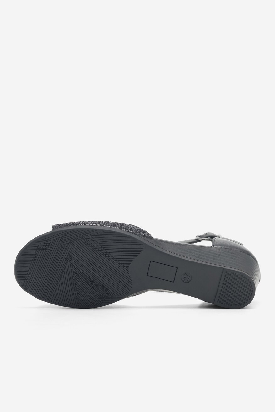 
                Sarah Karen - Skórzane sandały czarne - 5904862893662