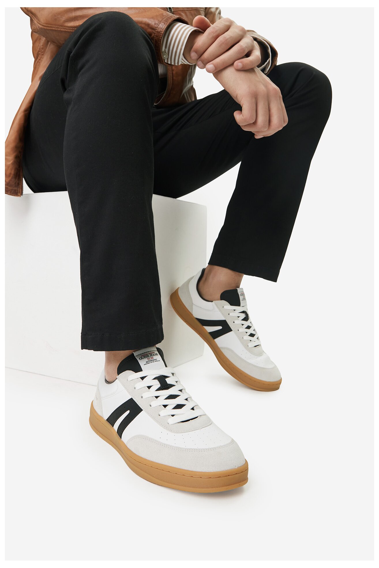 Sneakers GUESS JEANS CWBEO-BENJAMIN-01 WE Biały