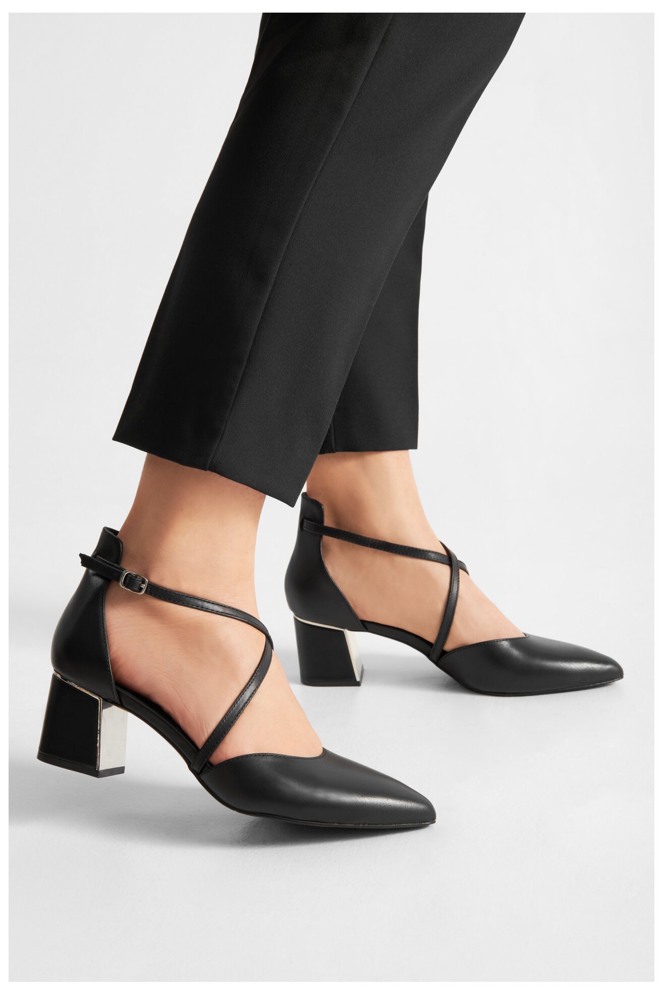 Czółenka Lasocki WYL3022-14Z Czarny