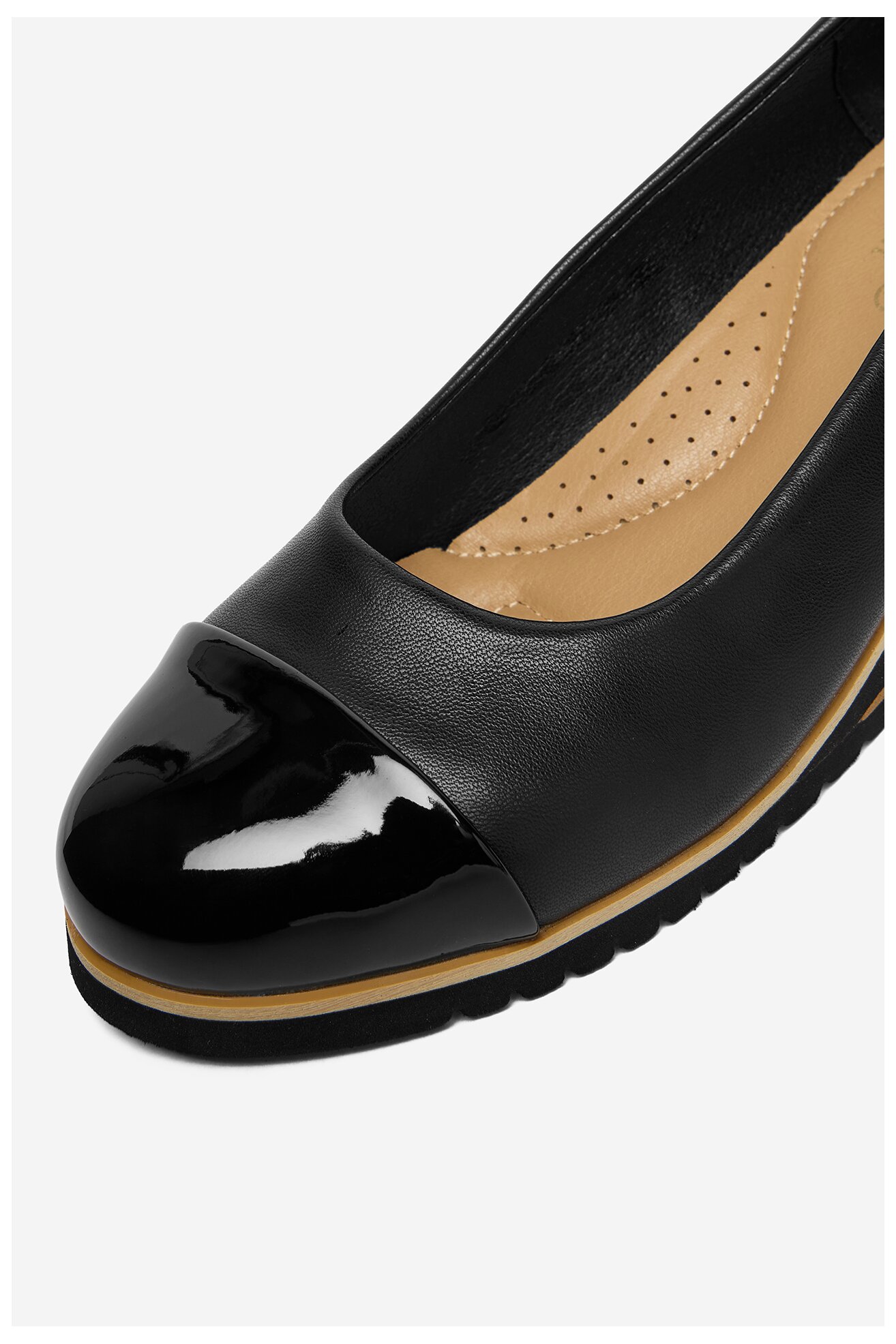 Напівчеревик Go Soft CEO-WYL3396-2 ЧОРНИЙ