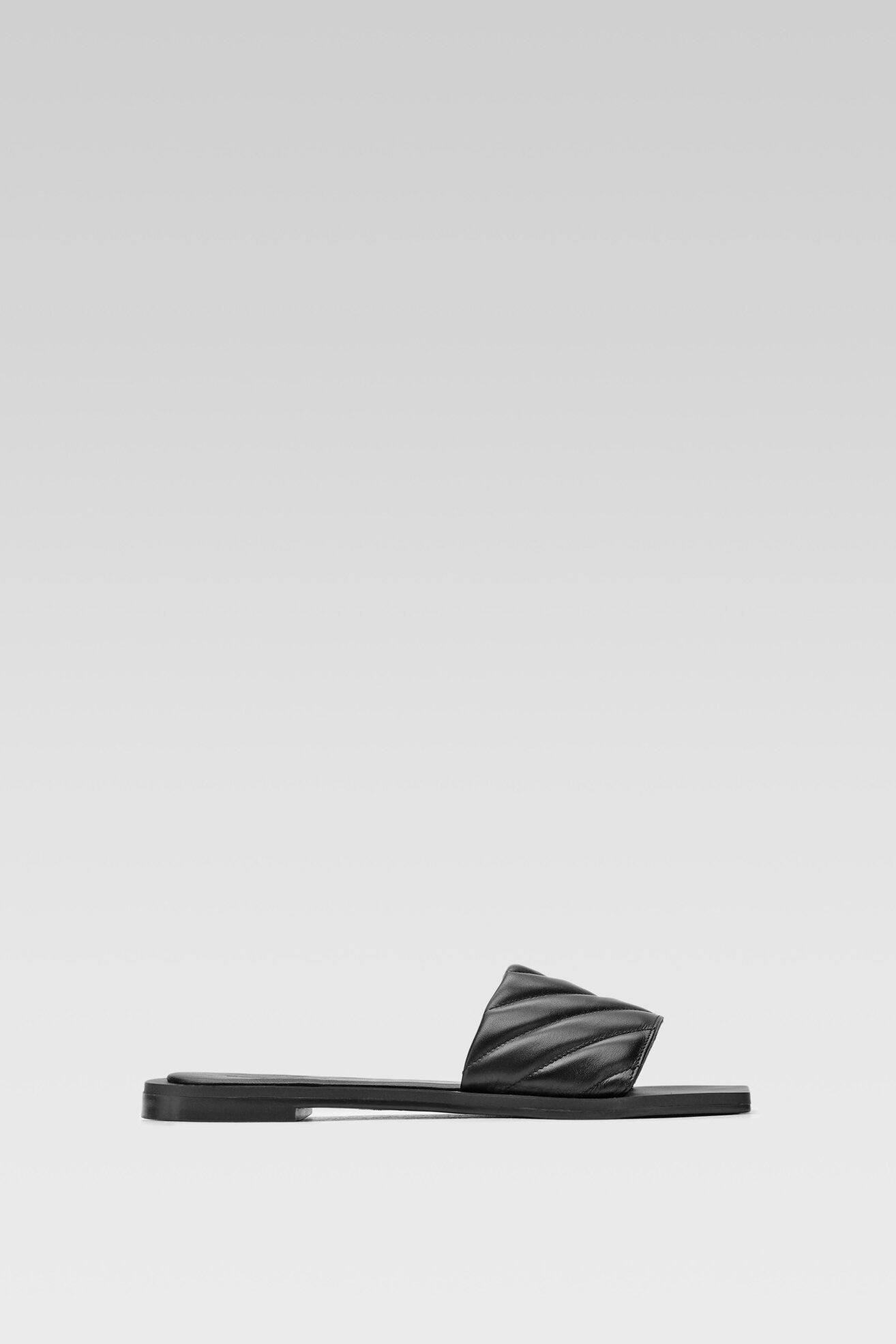 Klapki Gino Rossi S165 Czarny