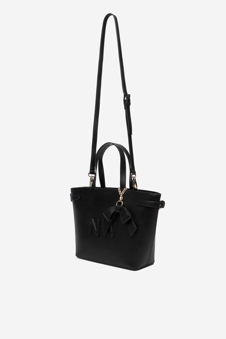 
                Дамска чанта NINE WEST ЧЕРЕН - 5906751545164