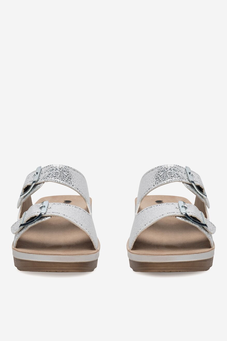 
                Шльопанець Inblu СРІБНИЙ - 5905588536291