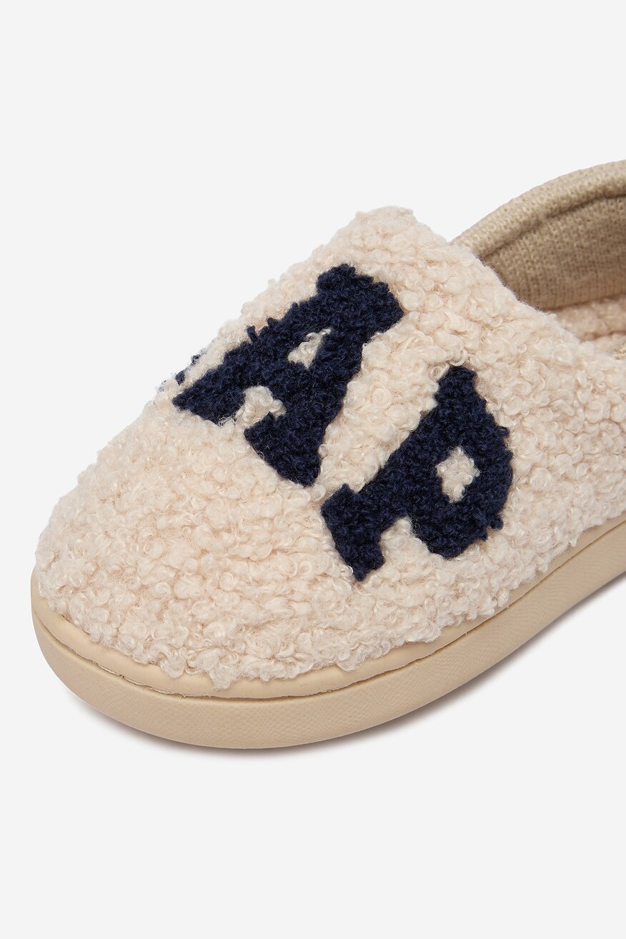 
                Капці GAP БЕЖЕВИЙ - 5905588065524