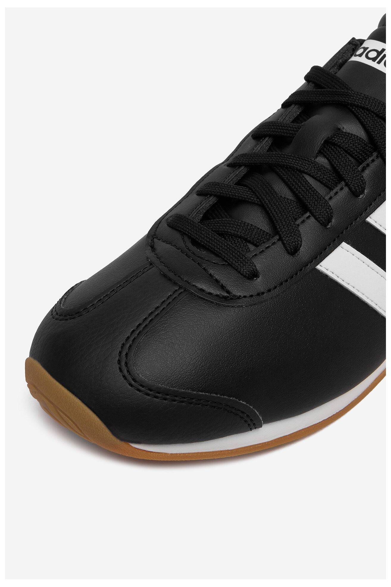 Obuwie sportowe adidas CEO-RUNVISTA HQ2315 Czarny