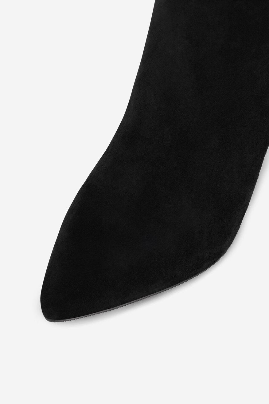 
                Bokacsizma EVA MINGE FEKETE - 5905588988137