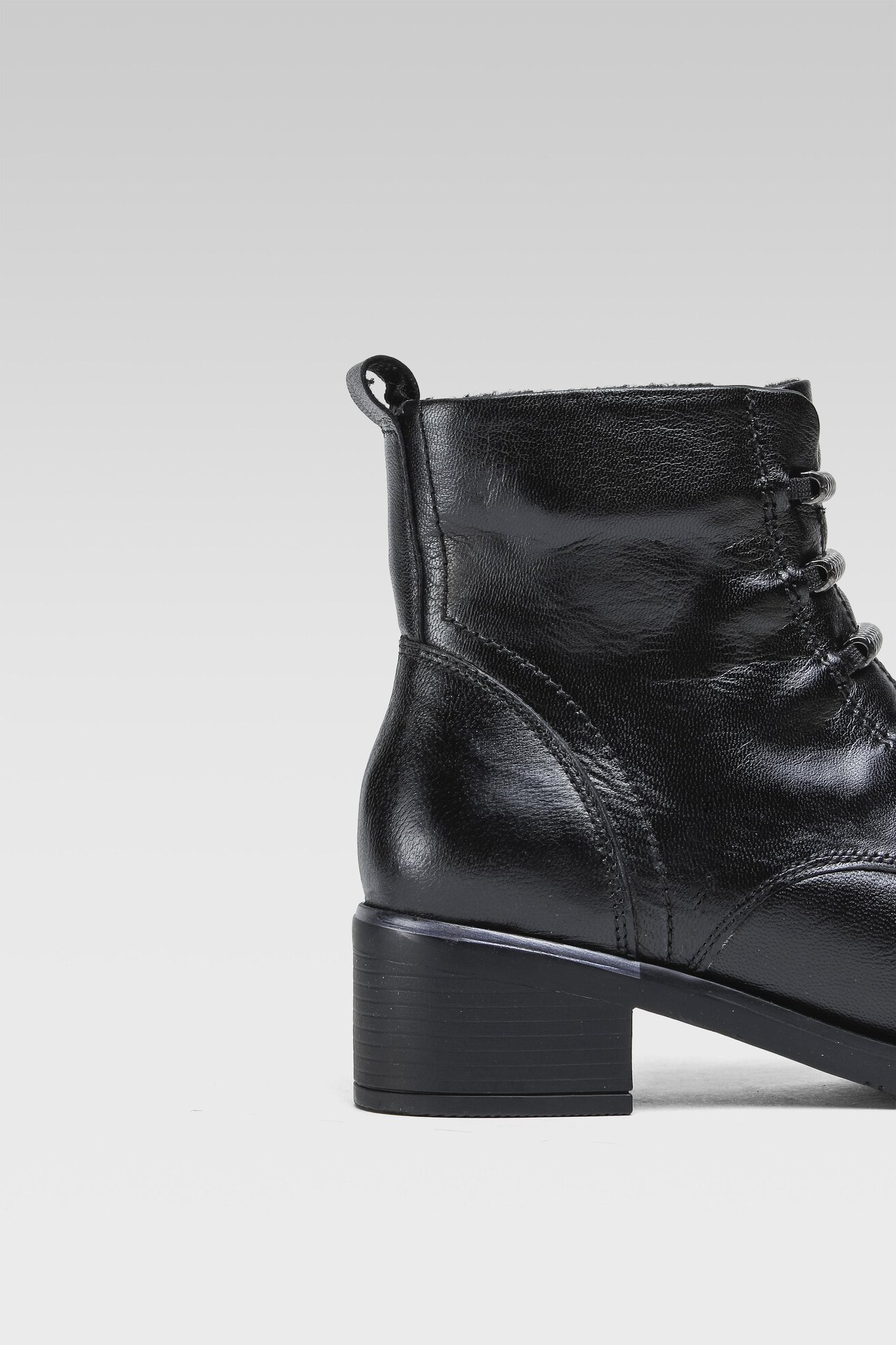 Bocanci Lasocki WI23-KANAN-06 NEGRU