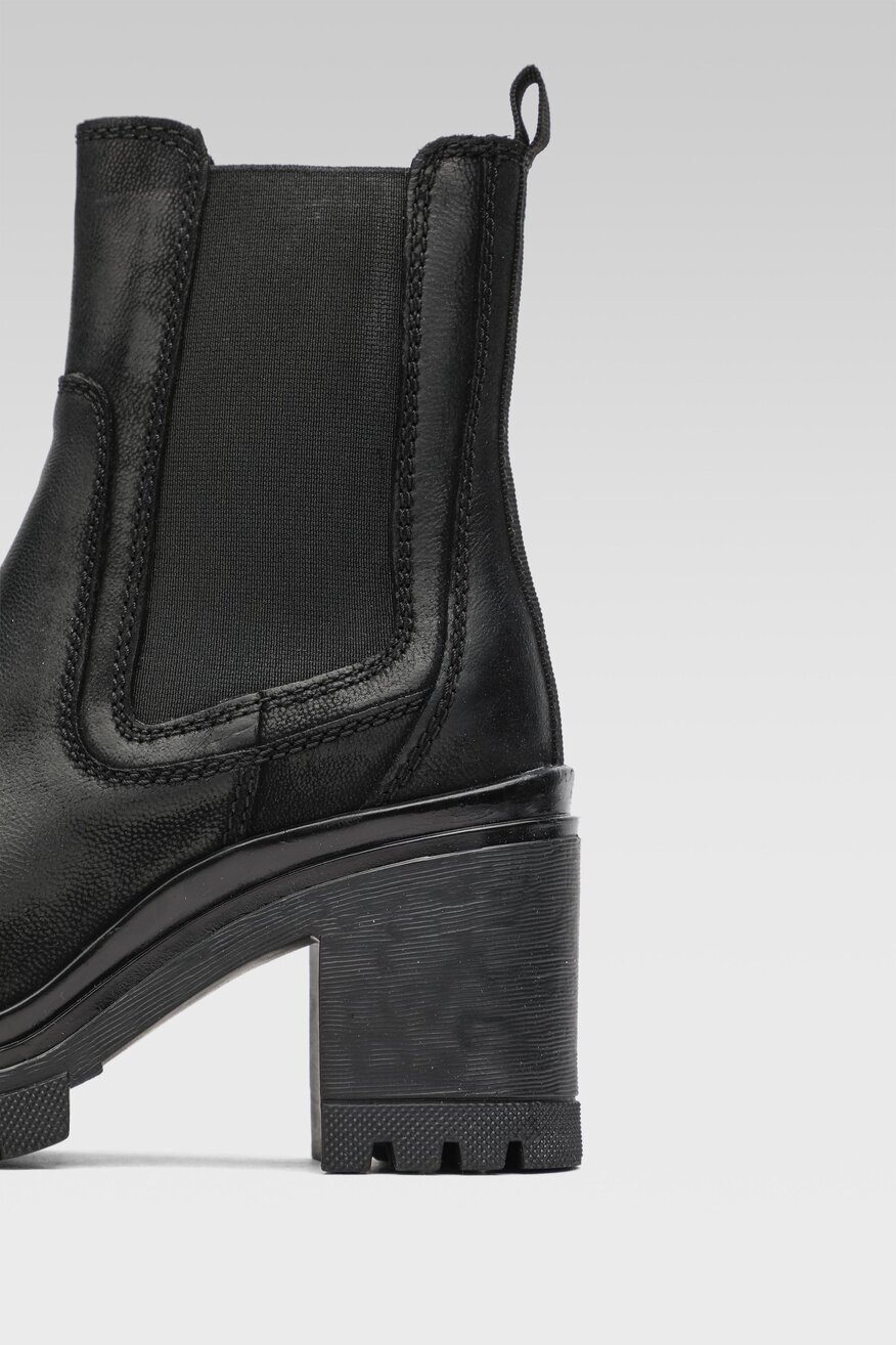 
                Ботильйони Lasocki ЧОРНИЙ - 5904248879860