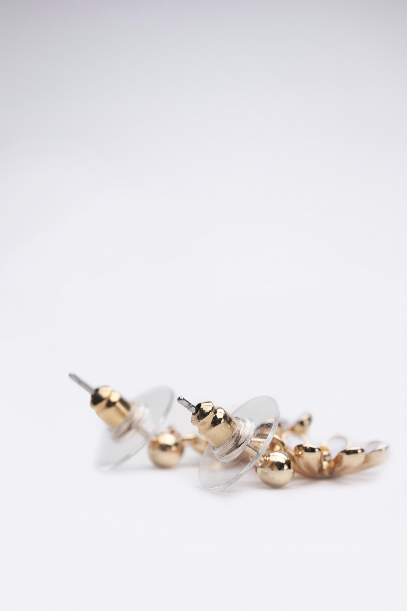 Kolczyki ACCCESSORIES 1W9-003-SS21 Złoty