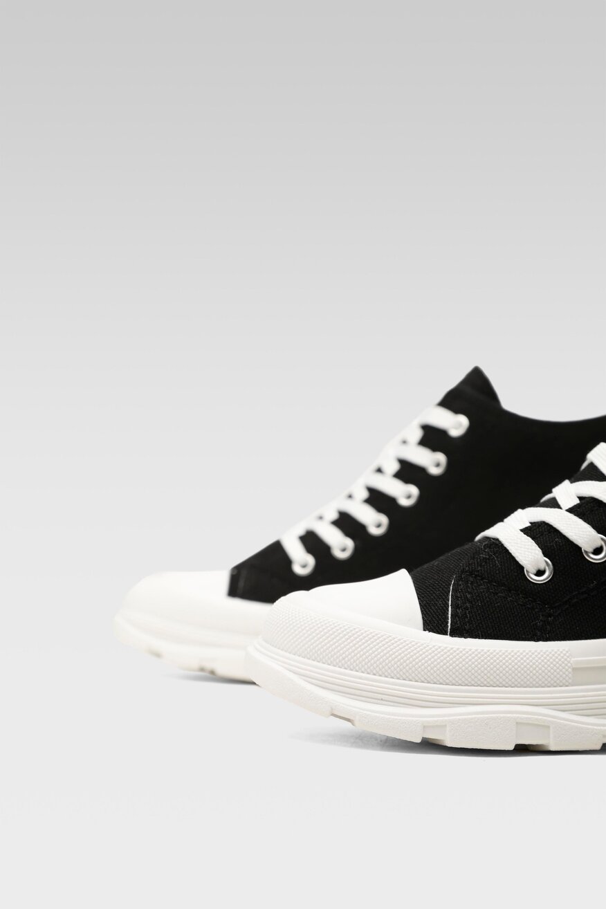 
                Nelli Blu - Trampki na grubej podeszwie - 5904248542610