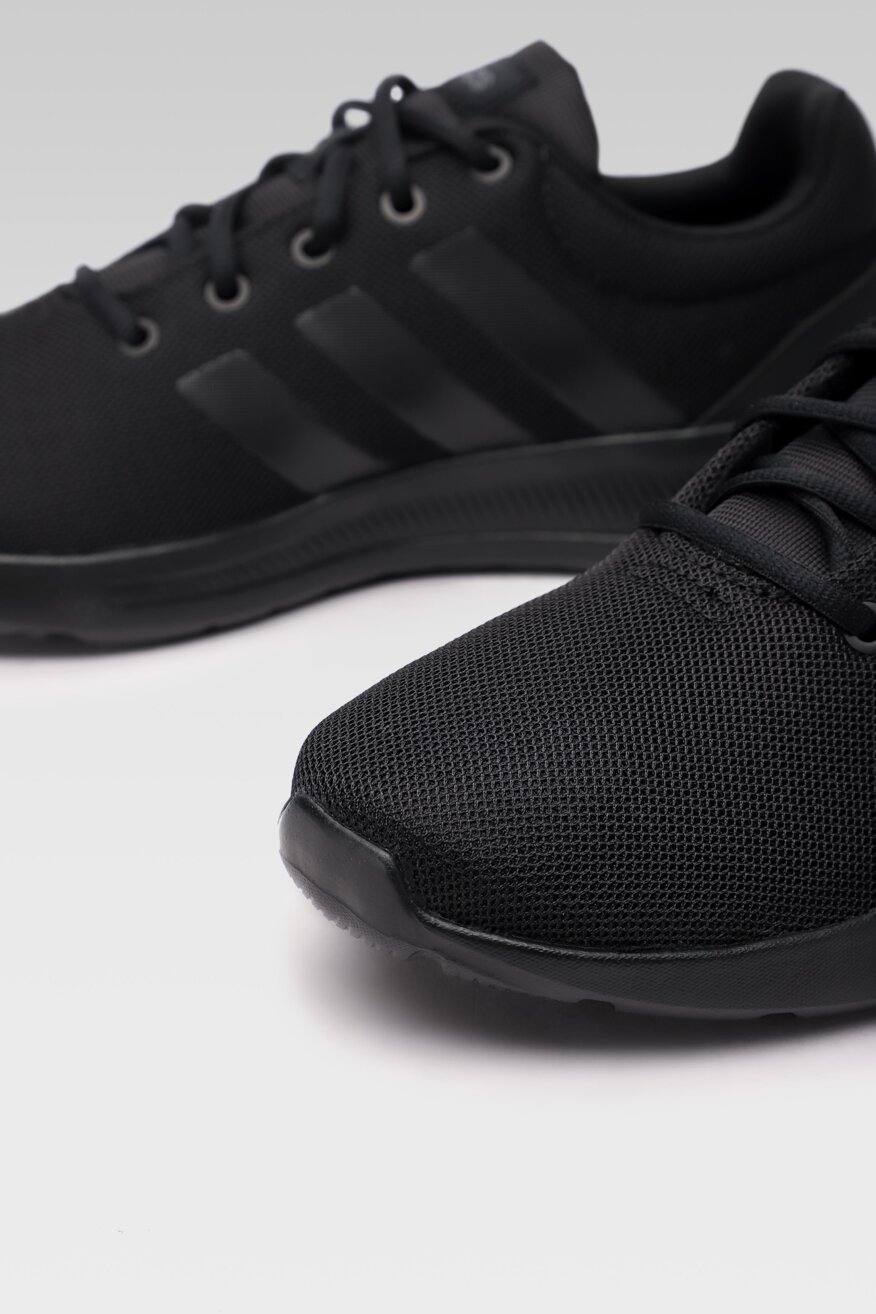 
                adidas - Obuwie sportowe czarne sznurowane - 5903698264332