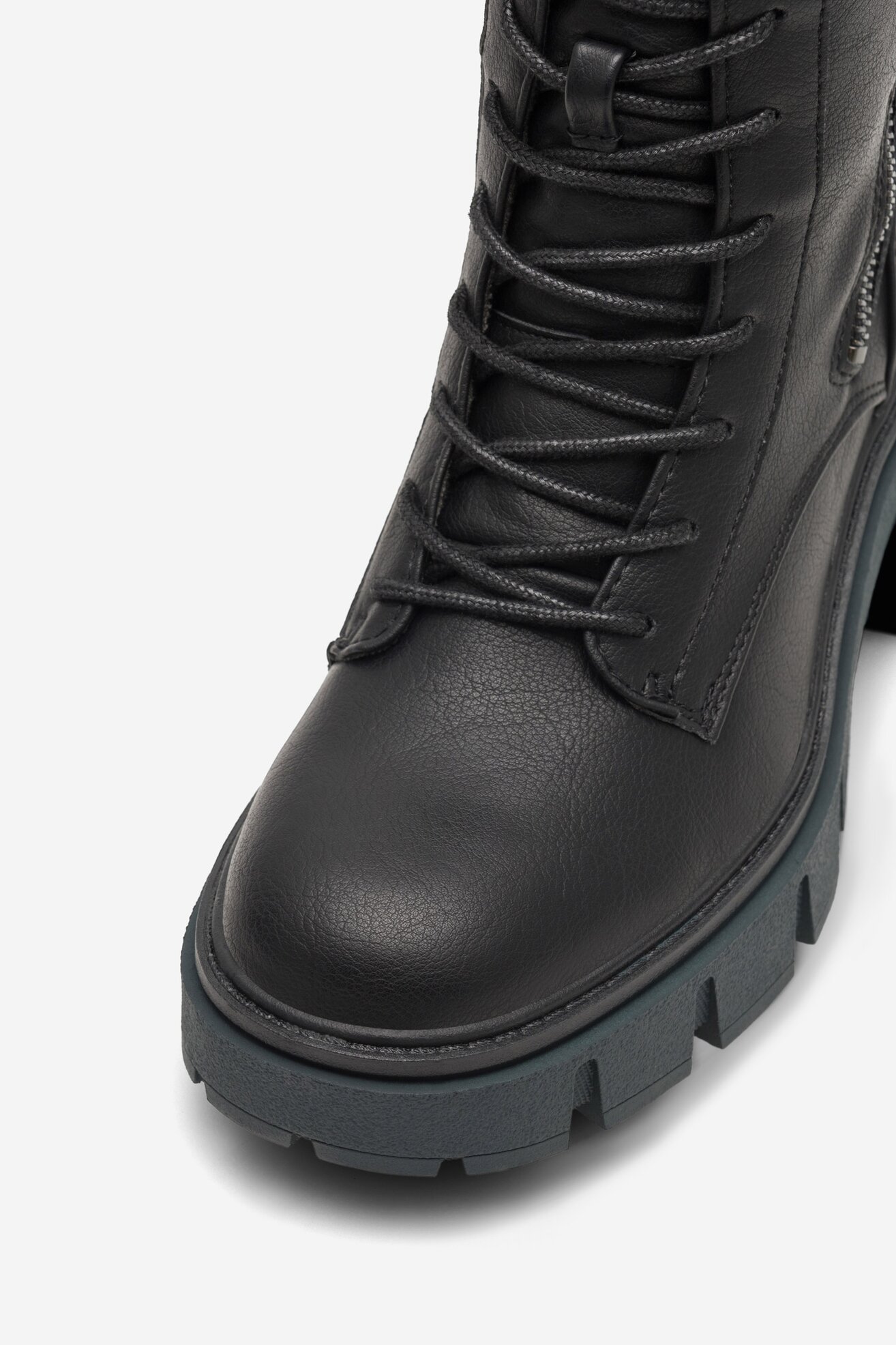 Боти Mustang 1471-502 ЧЕРЕН