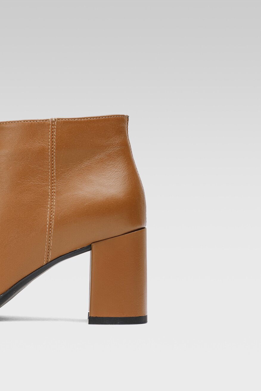 
                Lasocki - Skórzane botki brązowe - 5904248962463