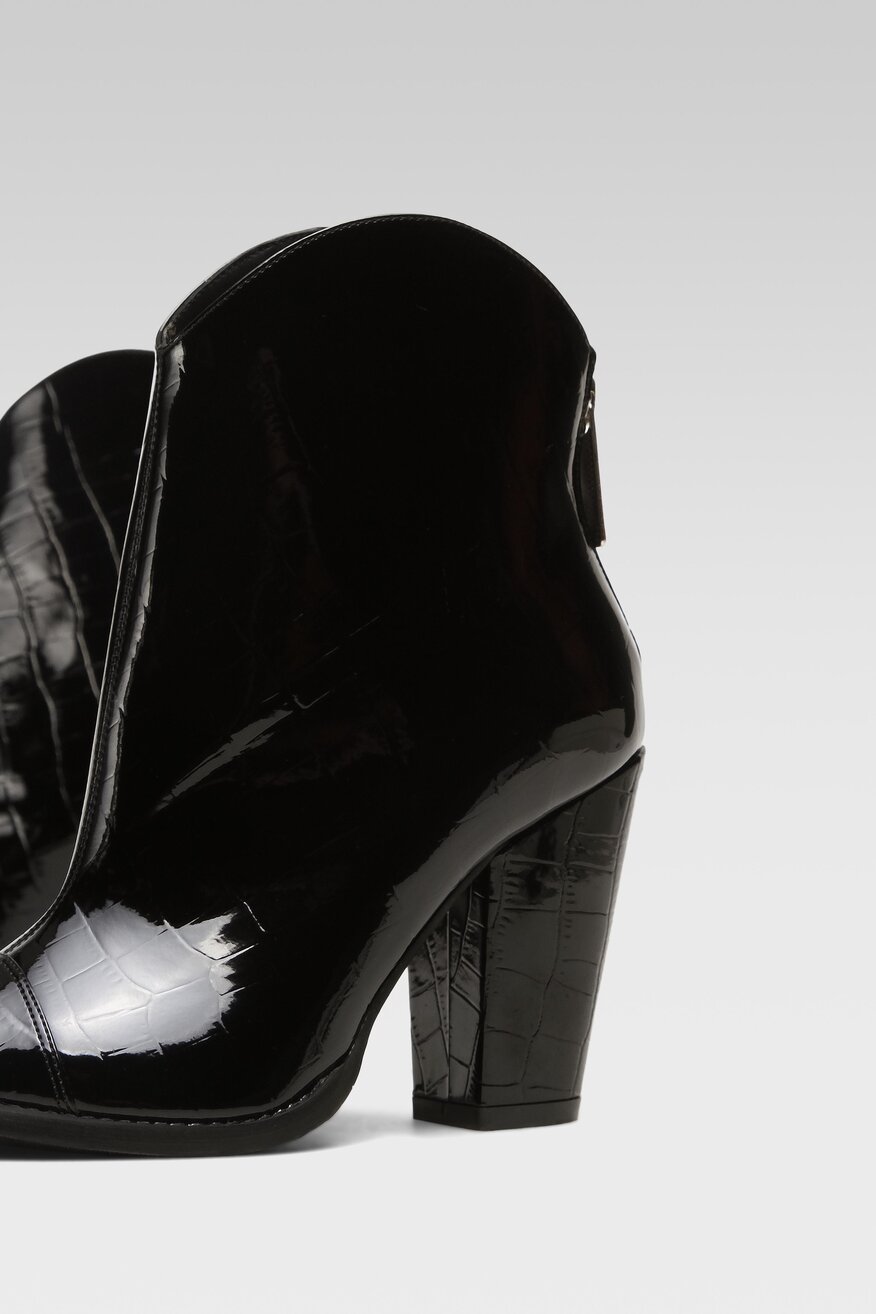 
                RAGE AGE - Botki czarne - 2230032348209