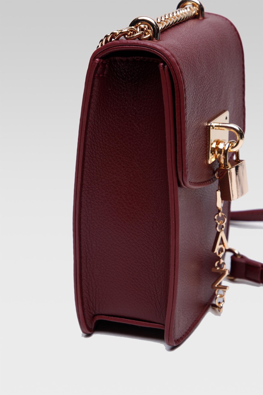 
                Дамска чанта Quazi БОРДО - 5904248095895