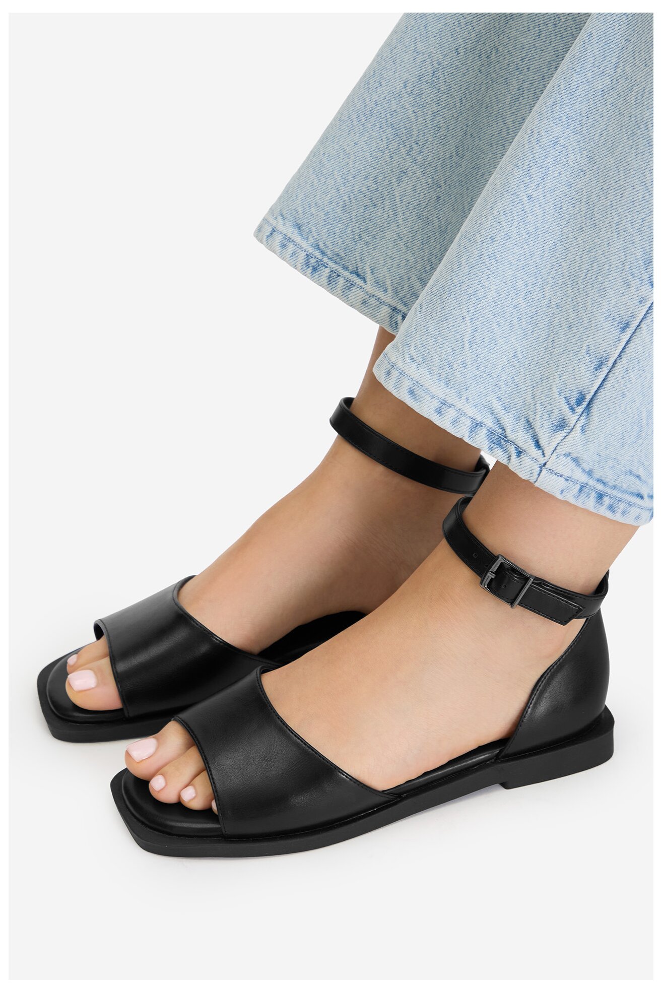 Sandały Jenny CEO-O-240725-1 Czarny