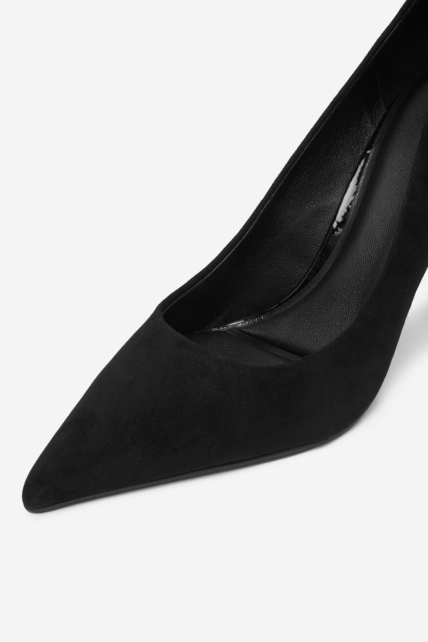 
                Туфлі-Човники Gino Rossi ЧОРНИЙ - 5906751456927