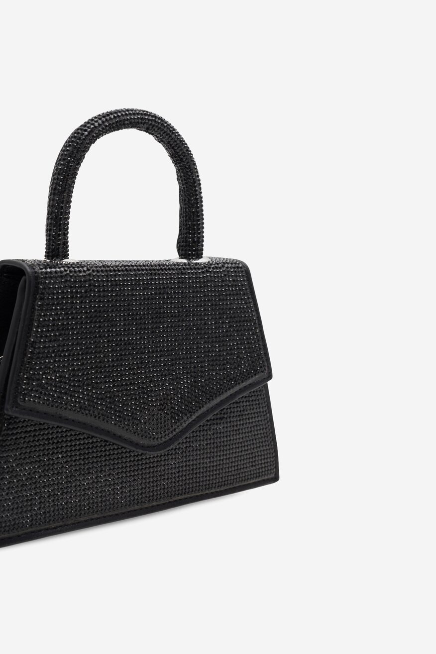 
                Kézitáska DeeZee FEKETE - 5905588056935