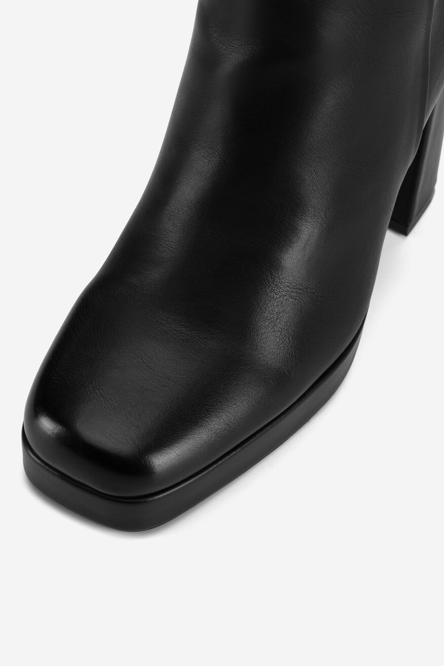 
                Ботильйони Jenny Fairy ЧОРНИЙ - 5905588847199