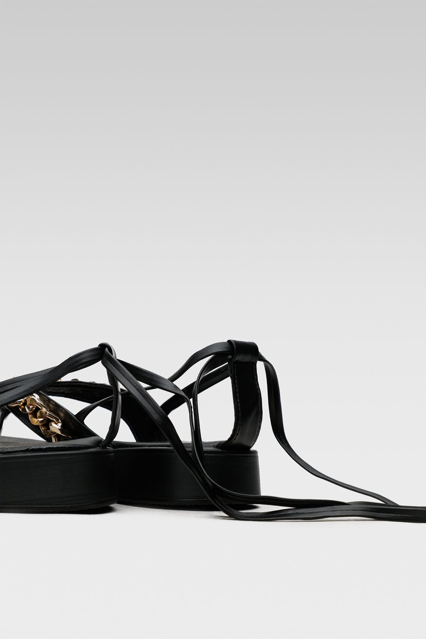 
                Jenny Fairy - Japonki z aplikacją czarne - 5904248743796