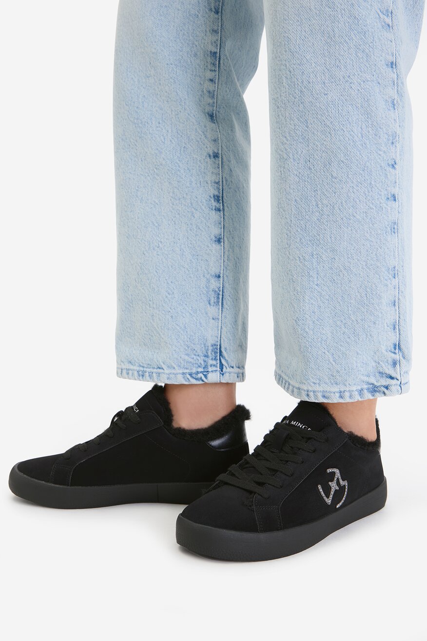 
                Tornacipő EVA MINGE FEKETE - 5906751432563