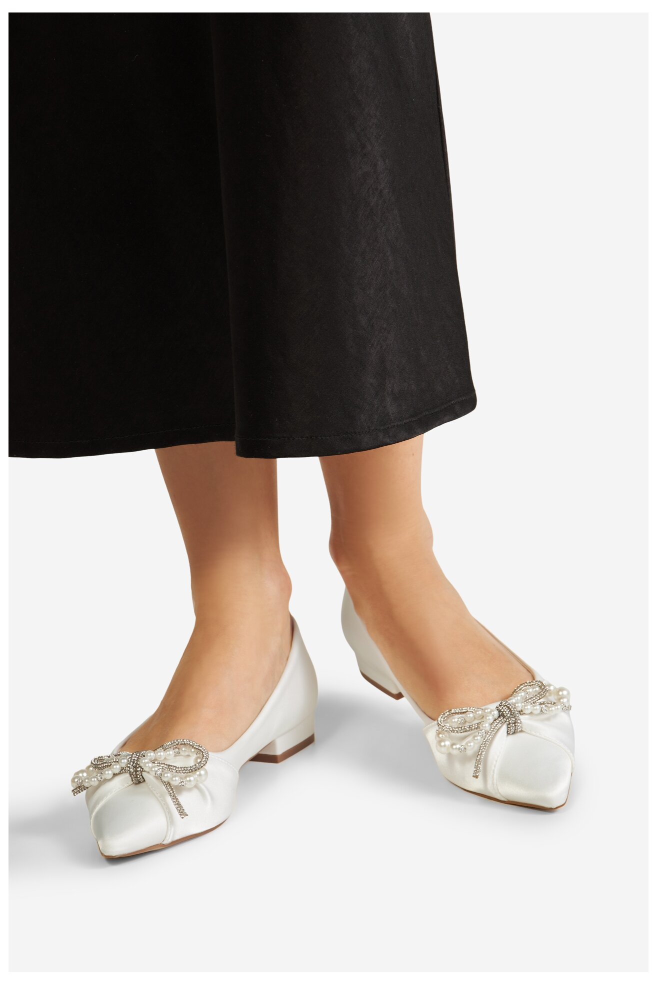 Baleriny Jenny CD24068-1 Biały