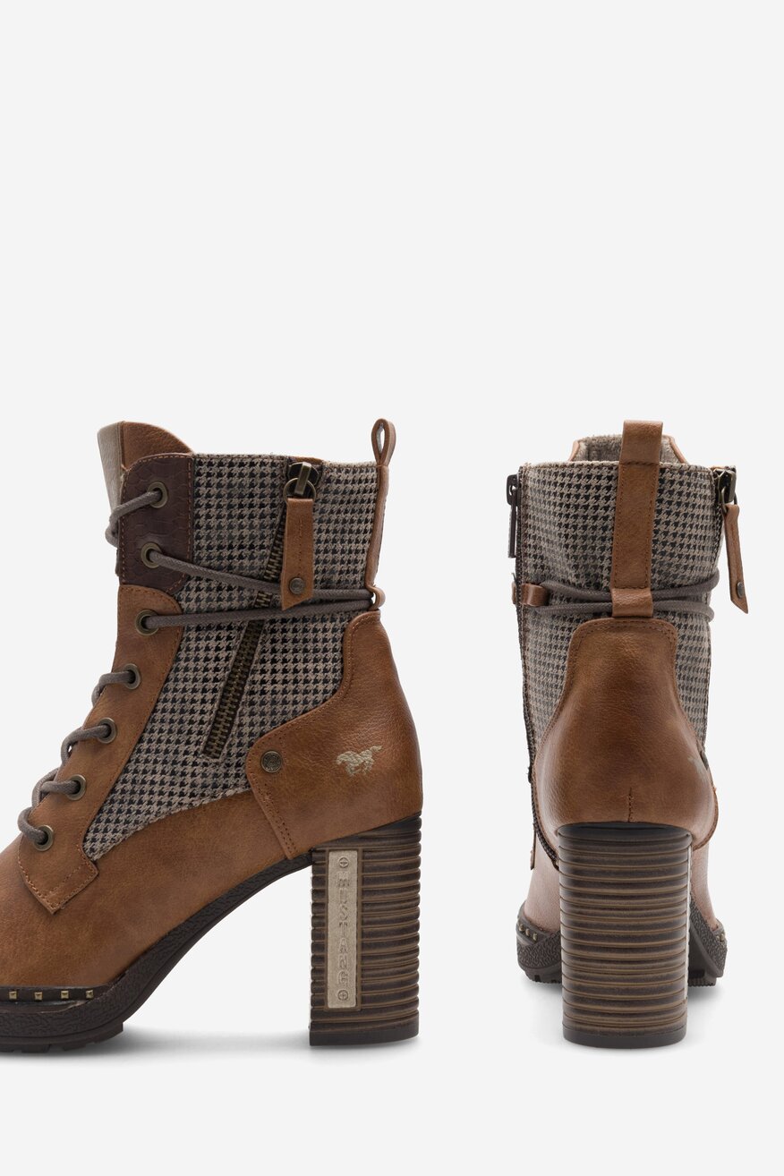 
                Csizma Mustang BARNA - 5905588861065