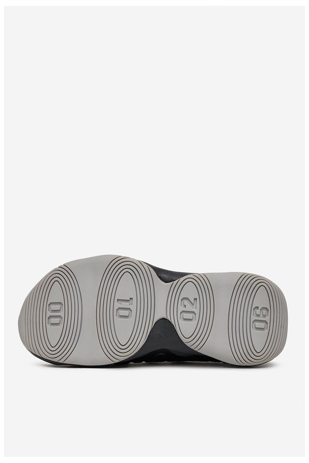 Sportska obuća SHAQ CEO-4X AQ95035B-BN CRNA