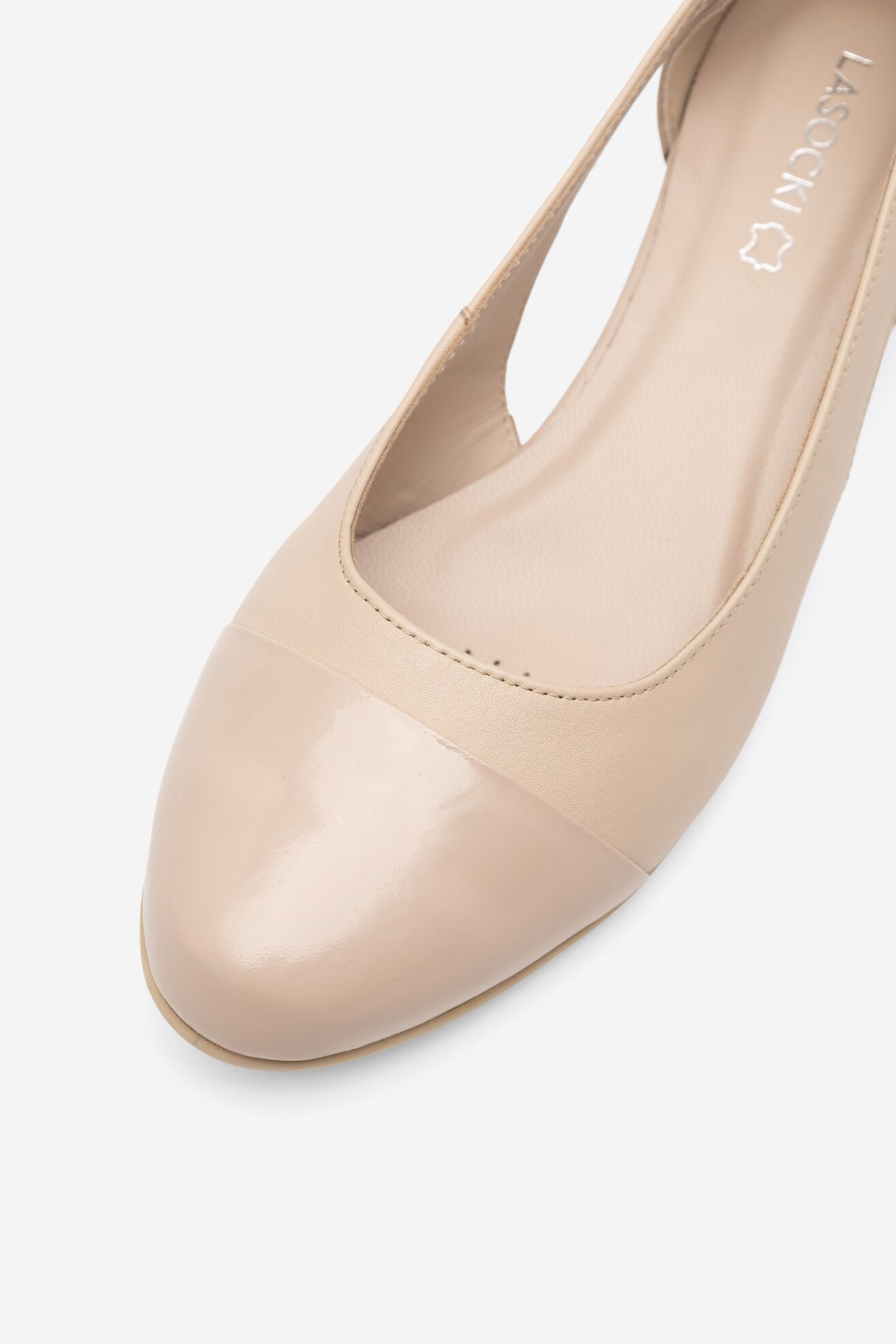 Körömcipő Lasocki WB-3064-07 BÉZS