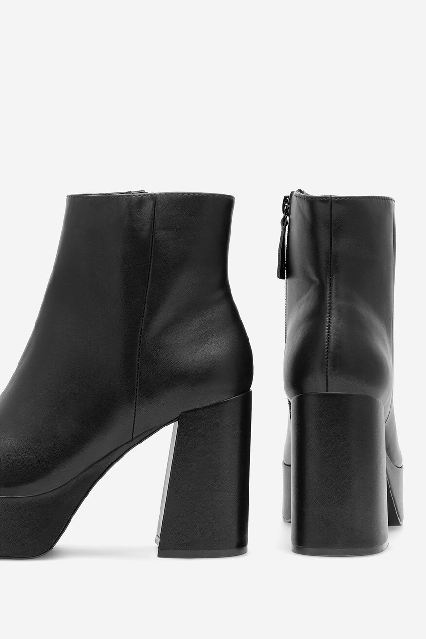 
                Ботильйони Jenny Fairy ЧОРНИЙ - 5905588156352