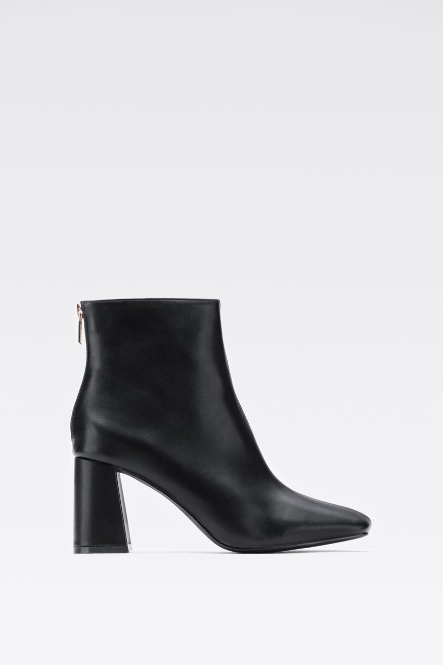 
                Jenny Fairy - Botki na obcasie czarne - 5903698258263