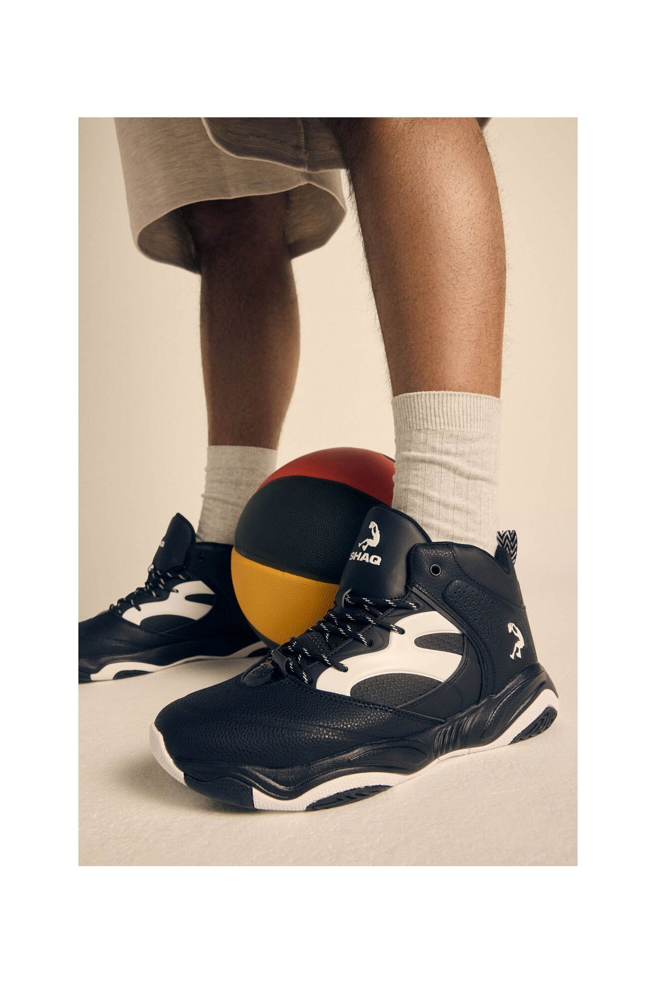 Obuwie sportowe SHAQ SPIN MOVE AQ95001M-B Czarny