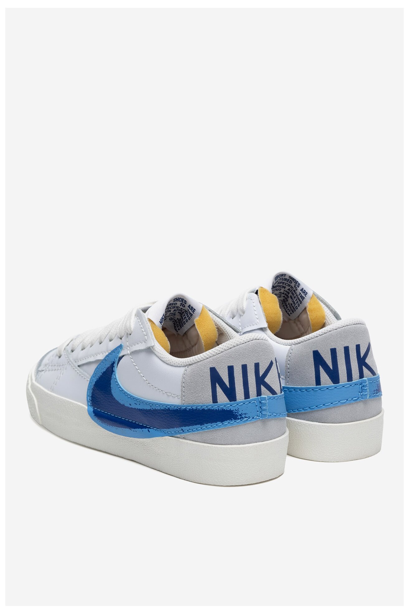 Obuwie sportowe Nike FN3413-100-M Biały