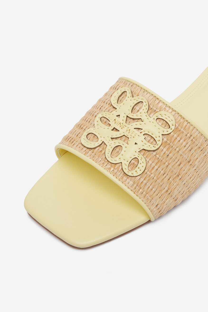 
                NINE WEST - Klapki - 5906751947845