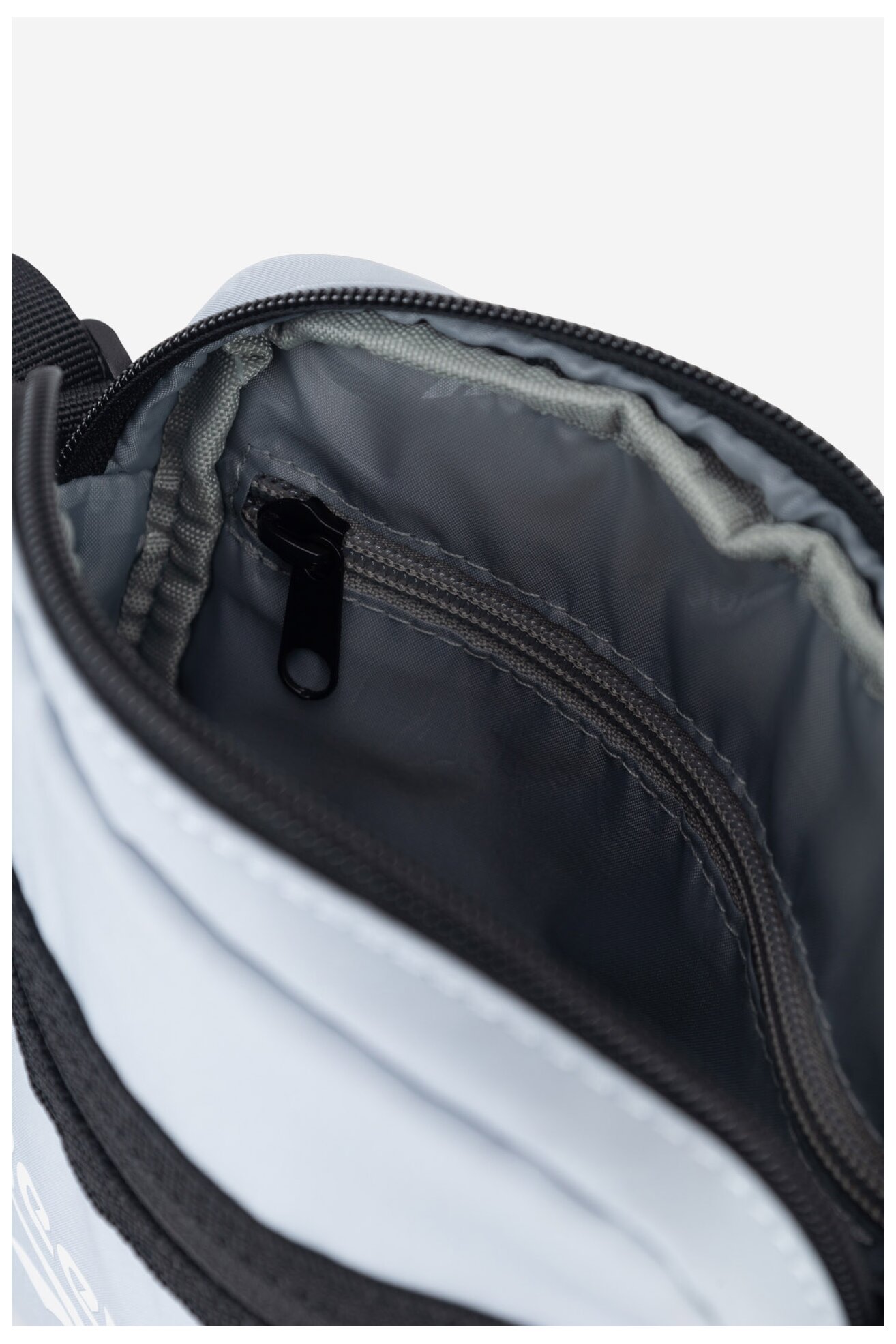 Kézitáska Reebok RBK-008-CCC-05 SZÜRKE