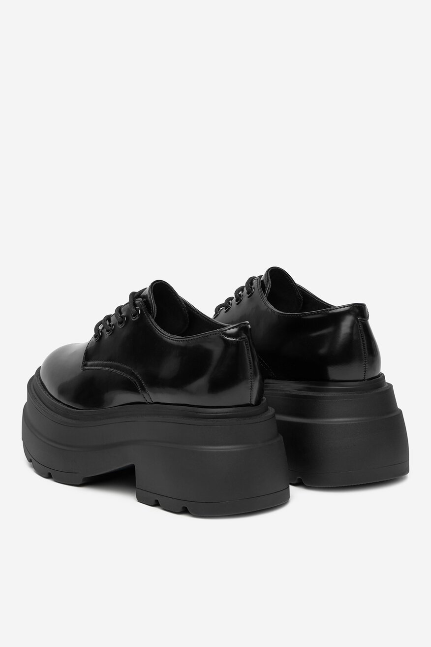 
                DeeZee - Półbuty - 5906751136744