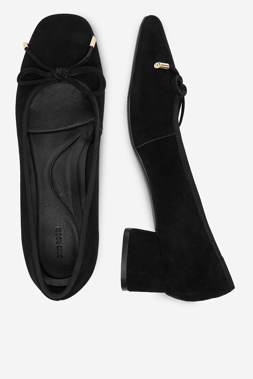 
                Елегантни обувки Gino Rossi ЧЕРЕН - 5906751792902