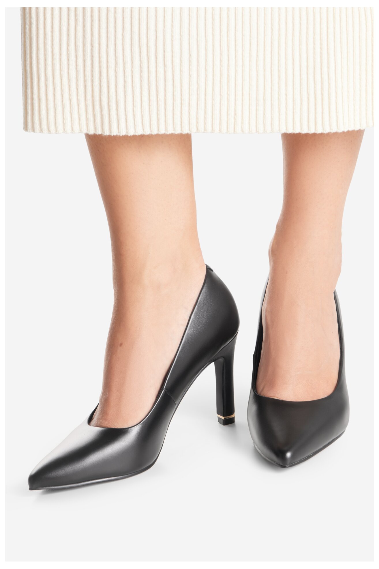 Pantofi cu toc Lasocki WYL3995-1Z NEGRU