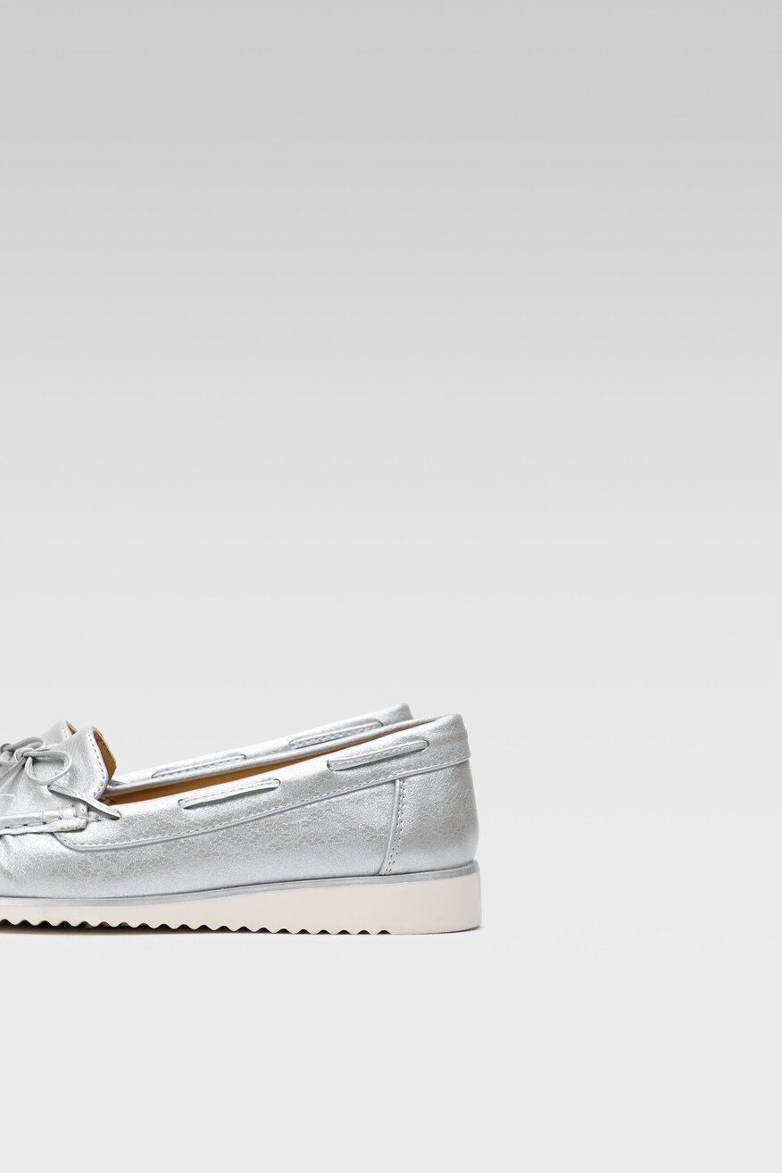 
                Clara Barson - Mokasyny srebrne - 5904862787954