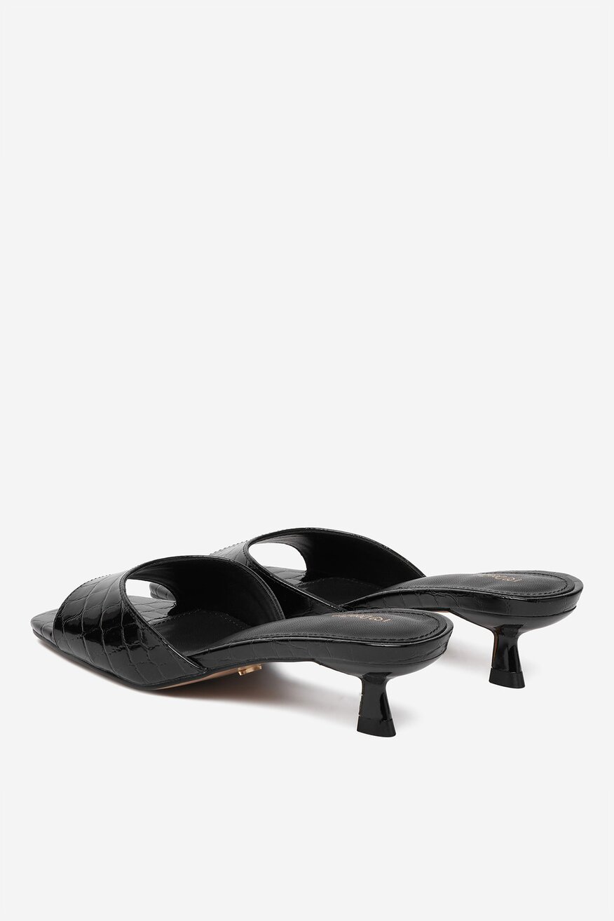 
                DeeZee - Klapki - 5906751979419